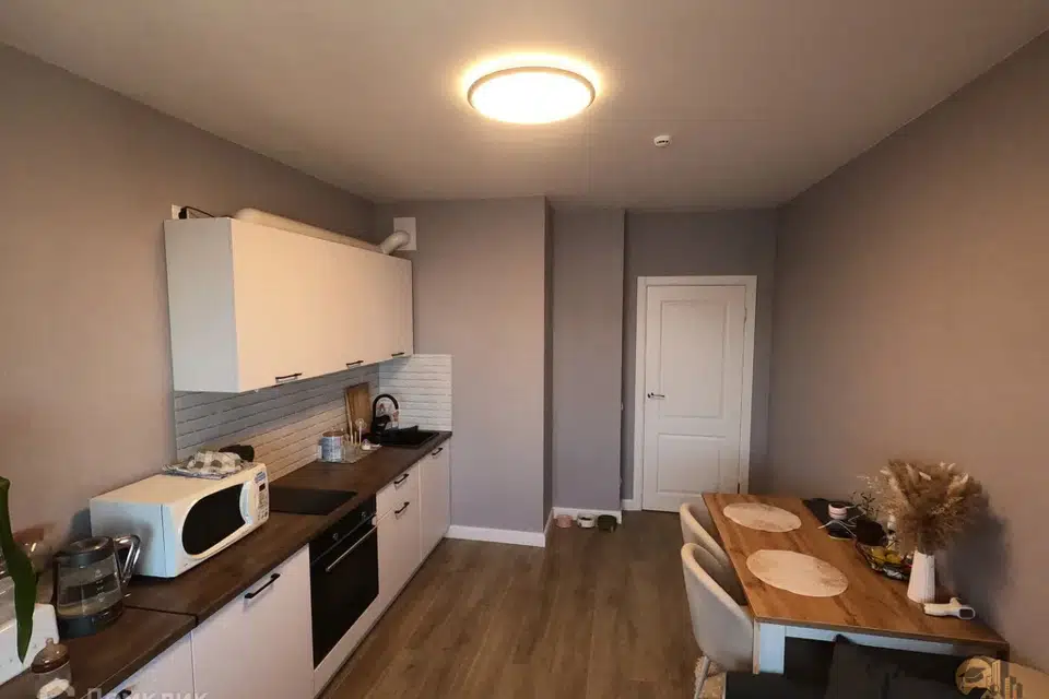 Продаётся 1-комнатная квартира, 37.1 м²