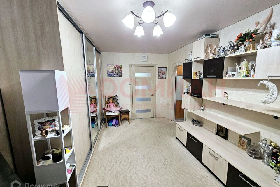 Продаётся 3-комнатная квартира, 58.6 м²