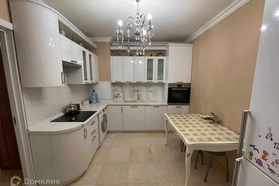 Продаётся 3-комнатная квартира, 75.5 м²
