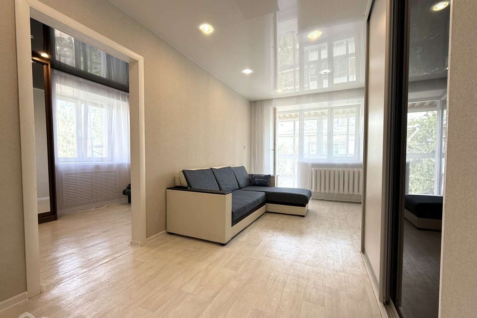 Продаётся 2-комнатная квартира, 40.9 м²