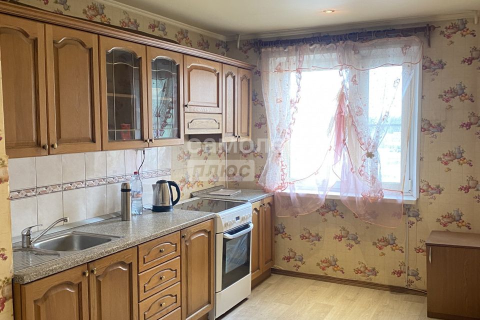 Продаётся 3-комнатная квартира, 65.8 м²