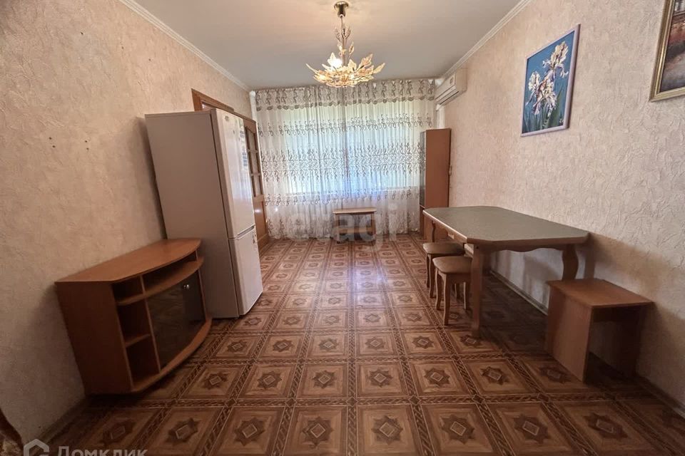 Продаётся 2-комнатная квартира, 43.4 м²