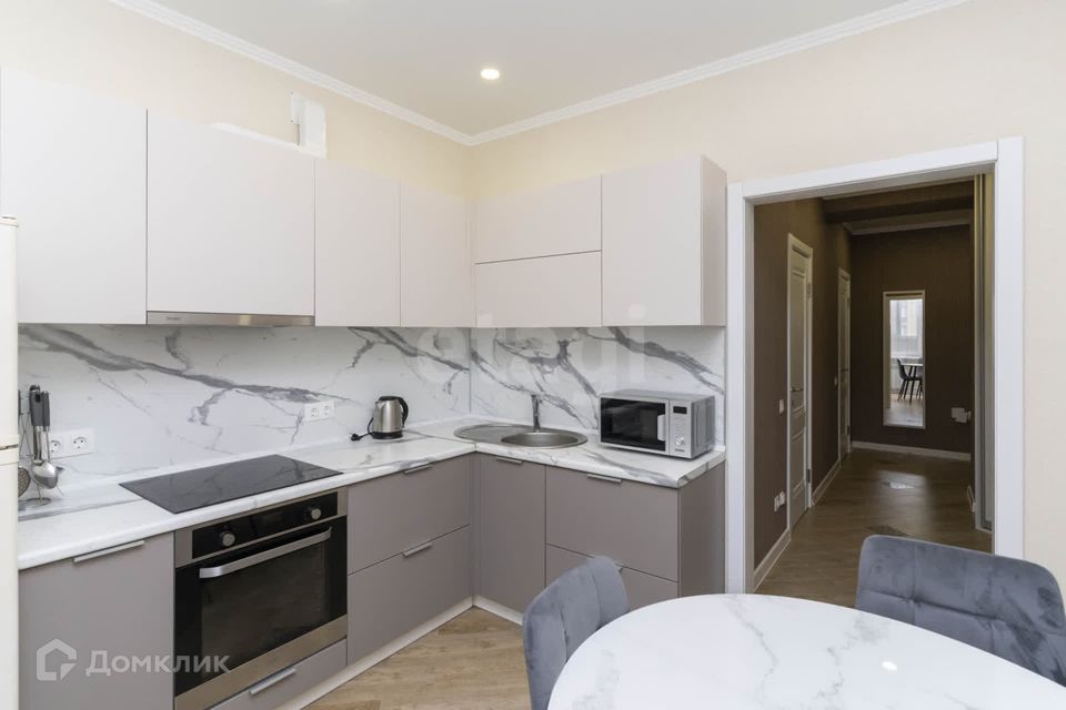 Продаётся 1-комнатная квартира, 39.7 м²