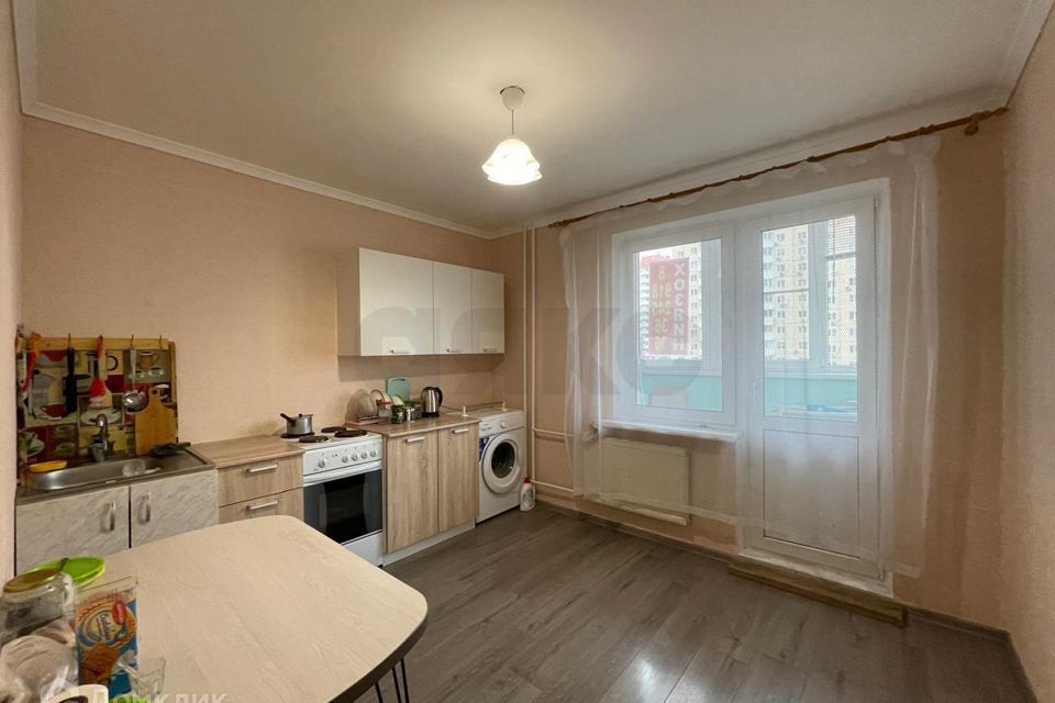 Продаётся 1-комнатная квартира, 37.7 м²