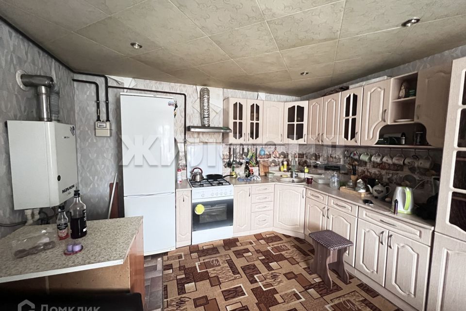 Продаётся 3-комнатная квартира, 37.2 м²