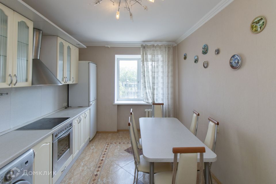 Продаётся 2-комнатная квартира, 64 м²