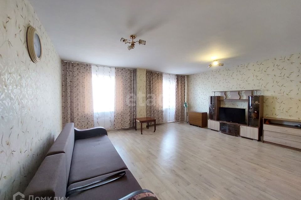 Продаётся 3-комнатная квартира, 100.5 м²