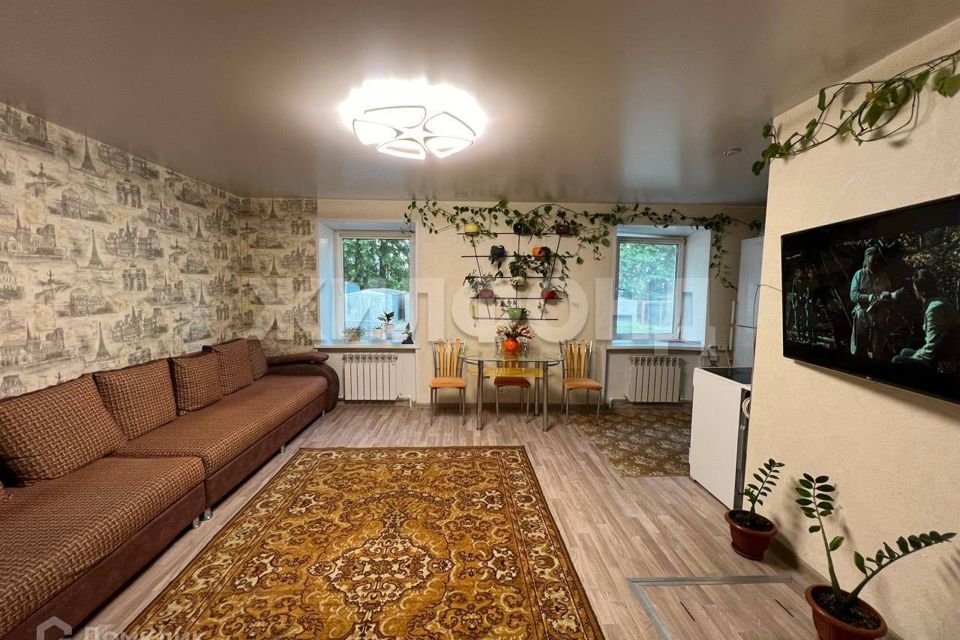 Продаётся 3-комнатная квартира, 63.3 м²