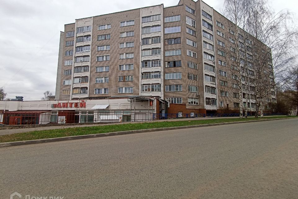 Продаётся 4-комнатная квартира, 71.8 м²
