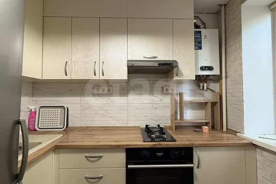 Сдаётся 2-комнатная квартира, 47.6 м²