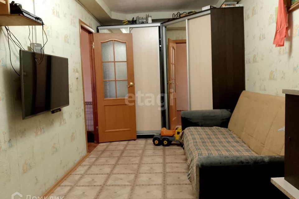 Продаётся 3-комнатная квартира, 61.4 м²