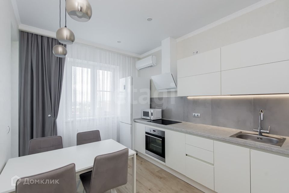 Продаётся 3-комнатная квартира, 75.7 м²