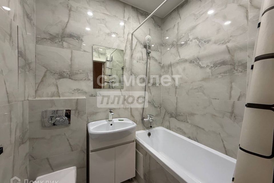 Сдаётся 1-комнатная квартира, 37 м²