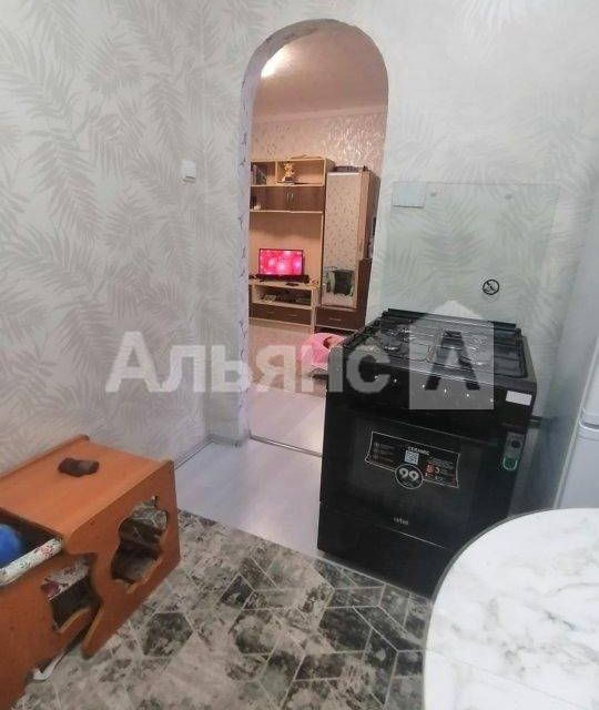 Продаётся 3-комнатная квартира, 53.9 м²