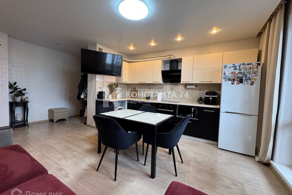 Продаётся 2-комнатная квартира, 56.1 м²