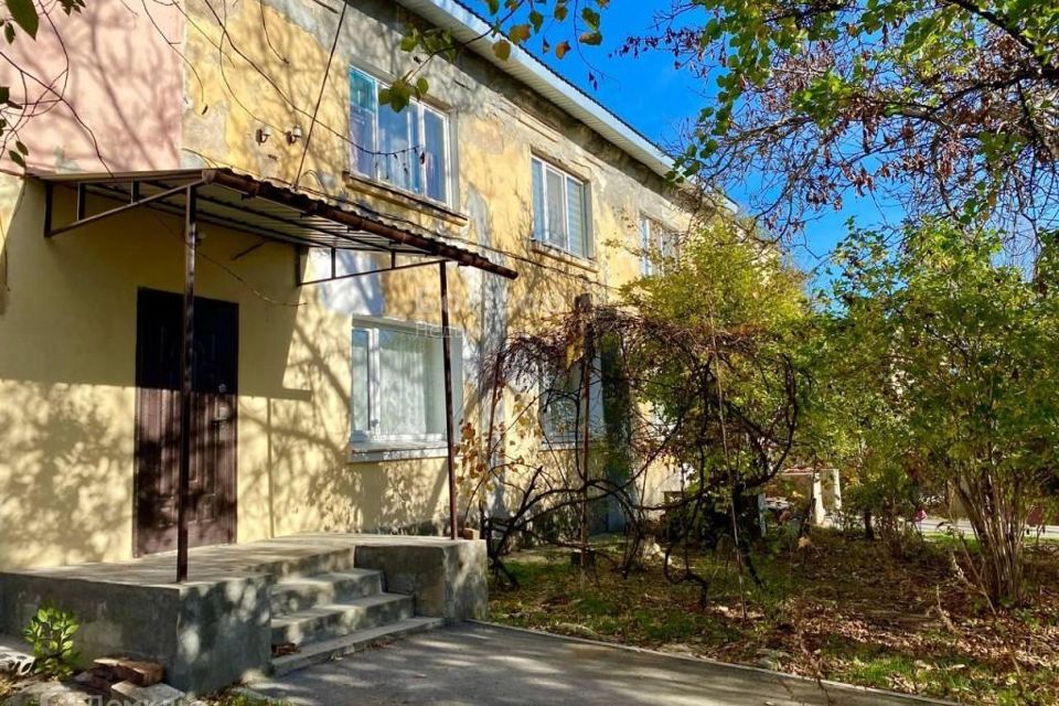 Продаётся 1-комнатная квартира, 32 м²