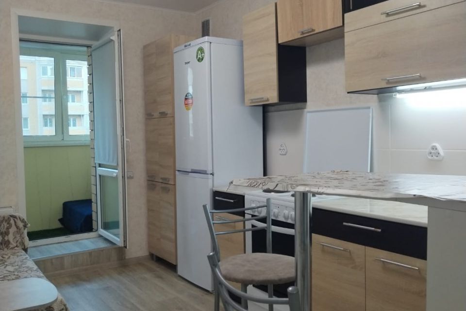 Сдаётся 2-комнатная квартира, 53 м²