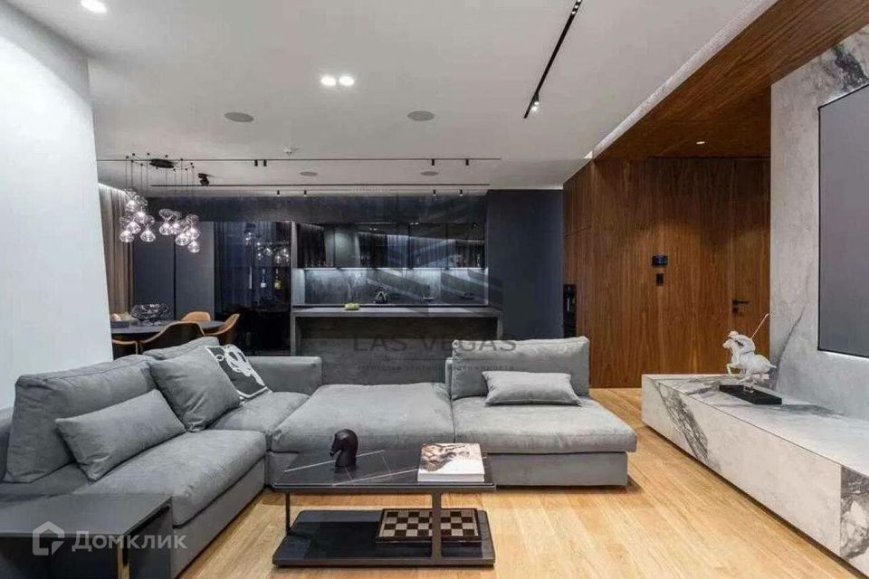 Сдаётся 3-комнатная квартира, 148 м²