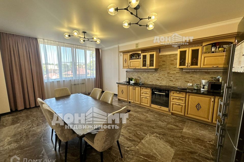 Продаётся 3-комнатная квартира, 105 м²