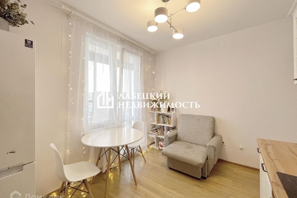 Продаётся 1-комнатная квартира, 41.5 м²