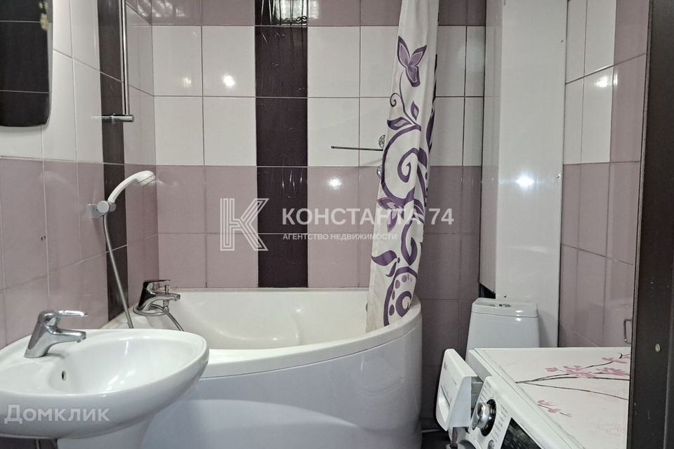 Продаётся 2-комнатная квартира, 65 м²