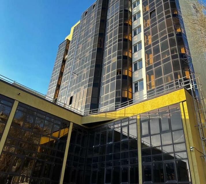 Продаётся 1-комнатная квартира, 47 м²