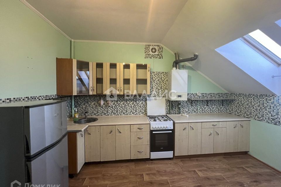 Продаётся 2-комнатная квартира, 71.1 м²