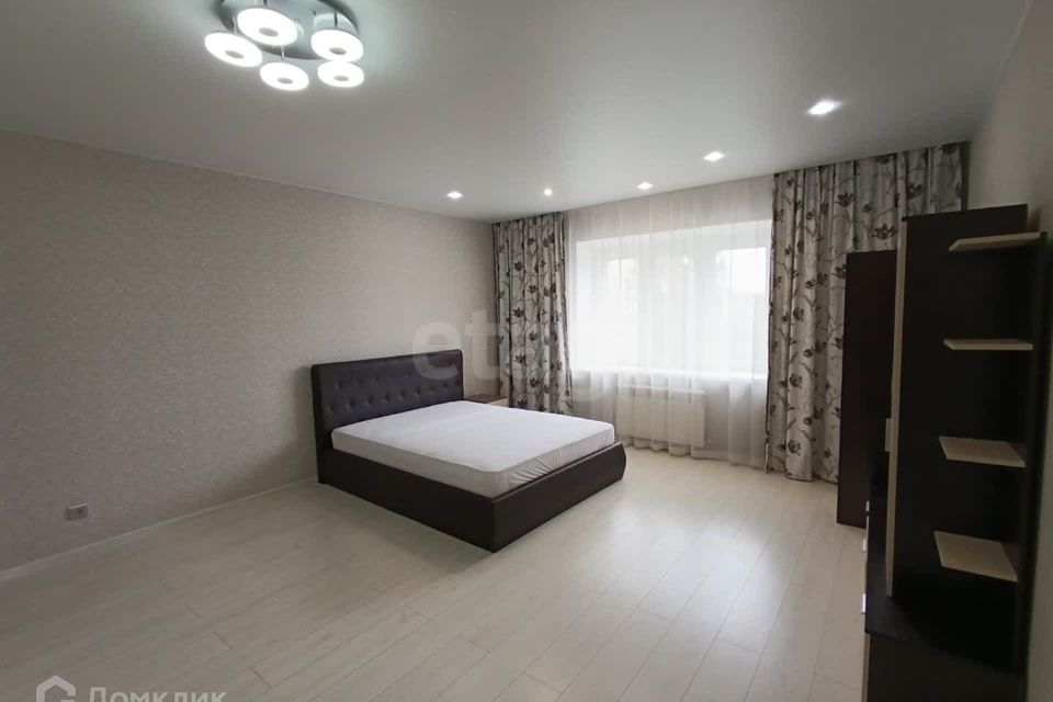 Сдаётся 2-комнатная квартира, 71.3 м²