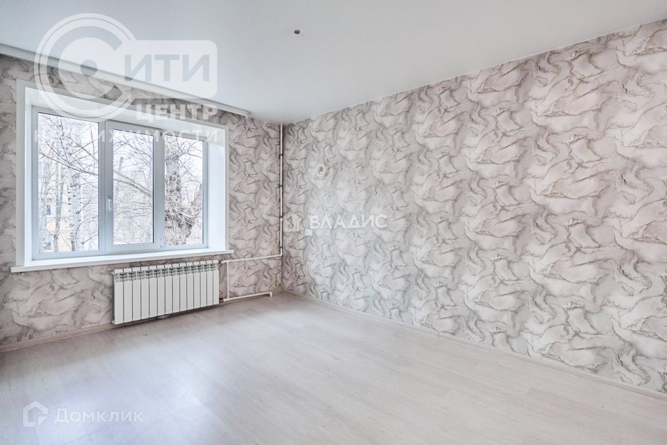 Продаётся 3-комнатная квартира, 59.5 м²