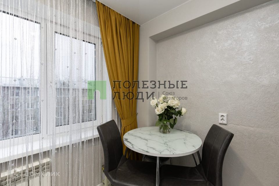 Продаётся 3-комнатная квартира, 57 м²
