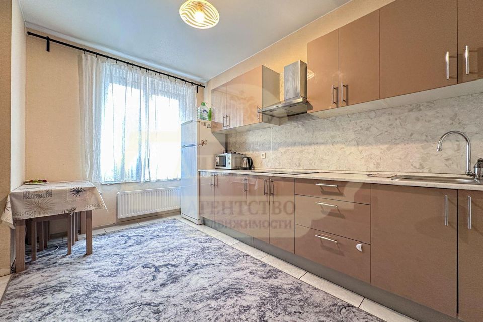 Продаётся 2-комнатная квартира, 60 м²