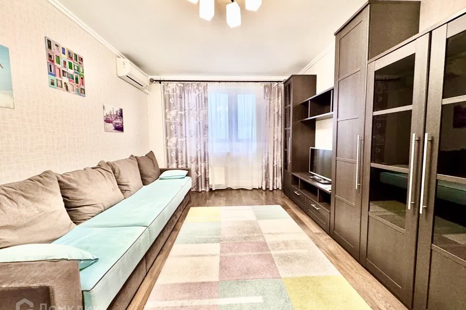 Продаётся 2-комнатная квартира, 51.7 м²