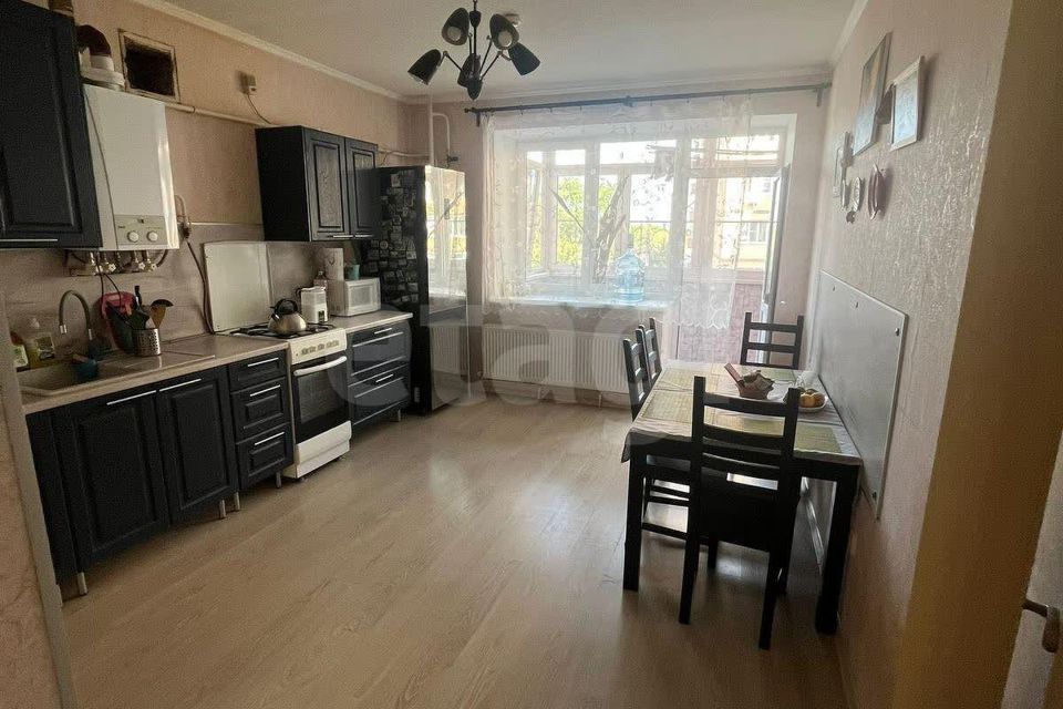 Продаётся 2-комнатная квартира, 60 м²