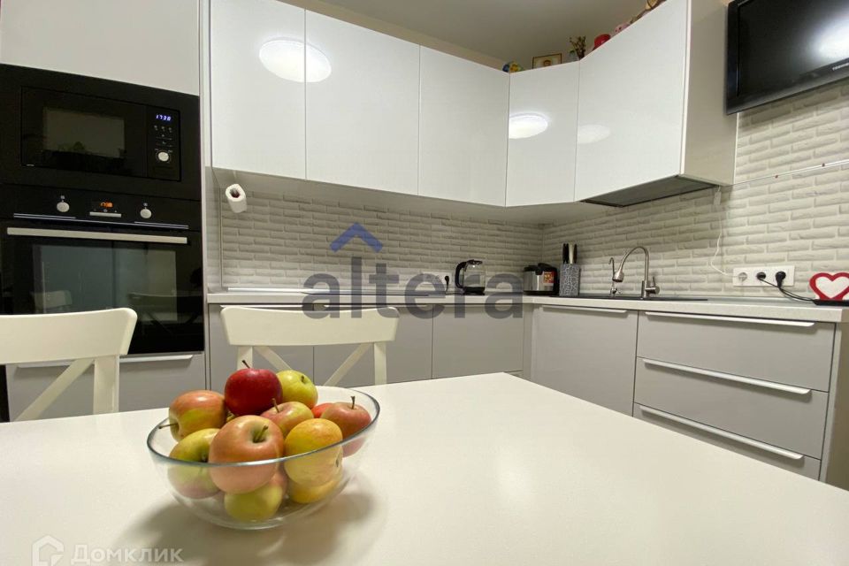 Продаётся 2-комнатная квартира, 57.9 м²