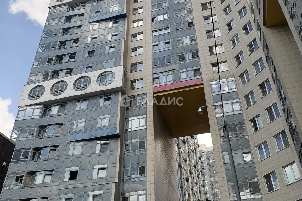 Продаётся 2-комнатная квартира, 65.6 м²