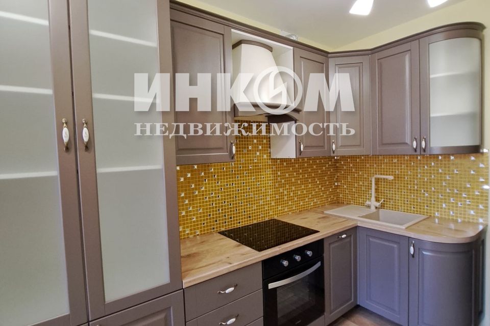 Сдаётся 2-комнатная квартира, 53 м²