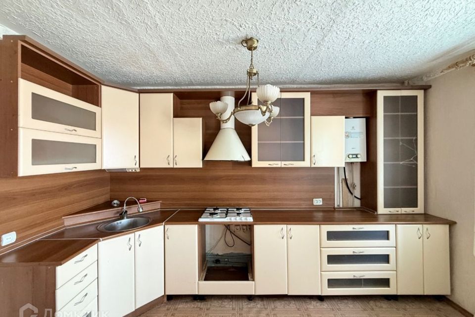 Продаётся 4-комнатная квартира, 78.2 м²