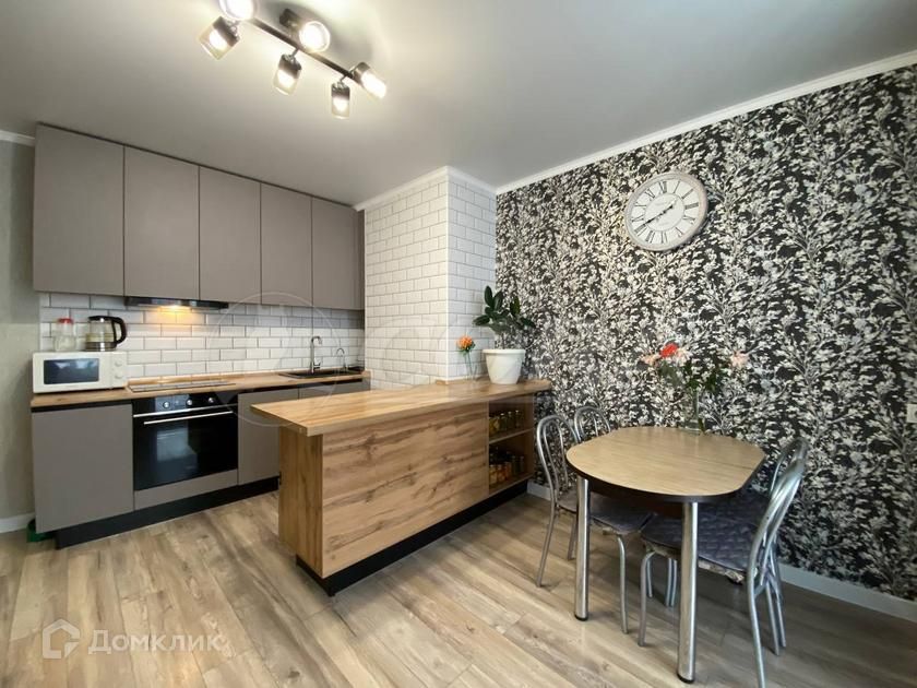 Продаётся 3-комнатная квартира, 70 м²