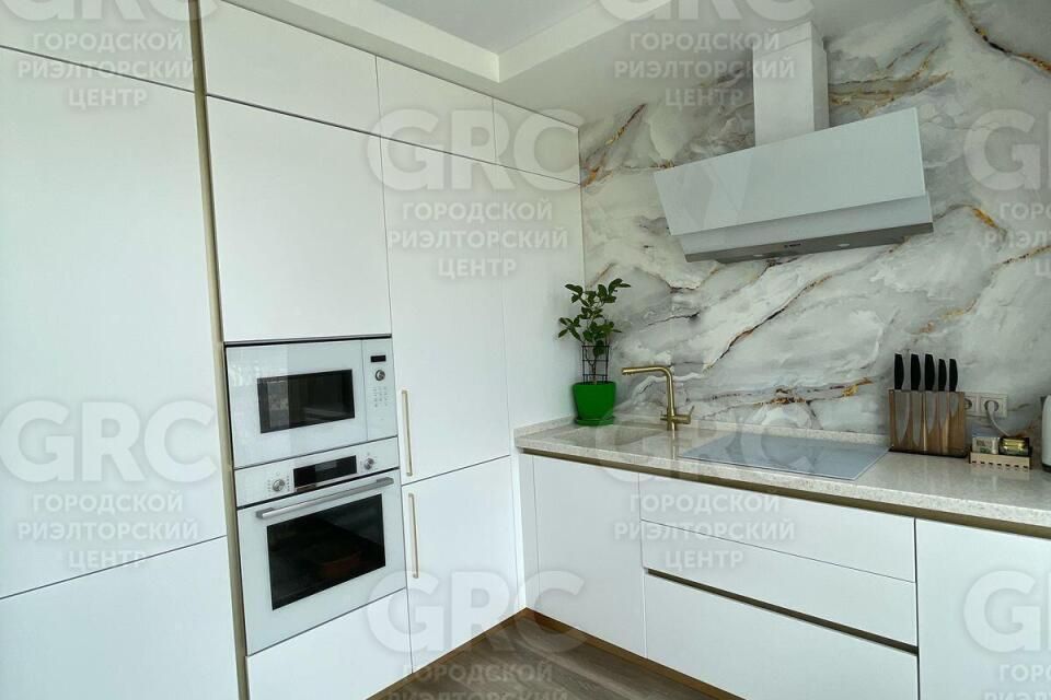 Продаётся 3-комнатная квартира, 73 м²