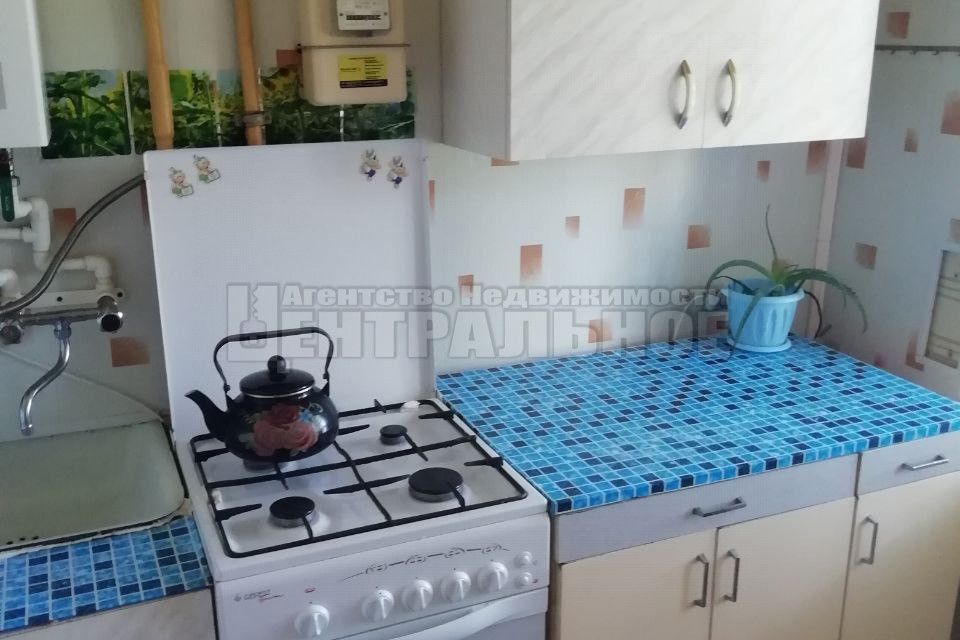 Продаётся 1-комнатная квартира, 32 м²
