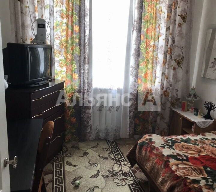 Продаётся 3-комнатная квартира, 56.4 м²