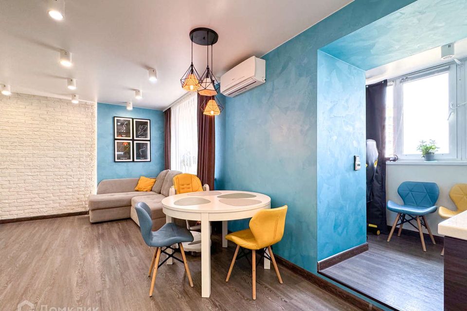 Продаётся 3-комнатная квартира, 65 м²