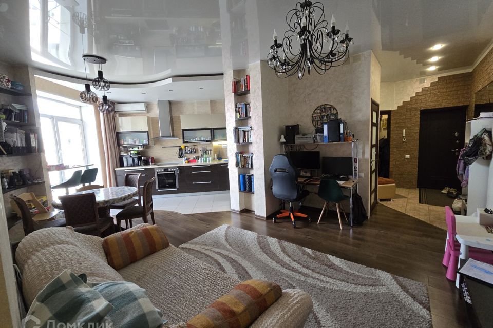 Продаётся 3-комнатная квартира, 92.1 м²