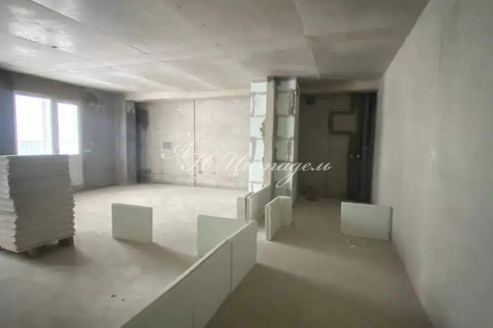 Продаётся 1-комнатная квартира, 54 м²