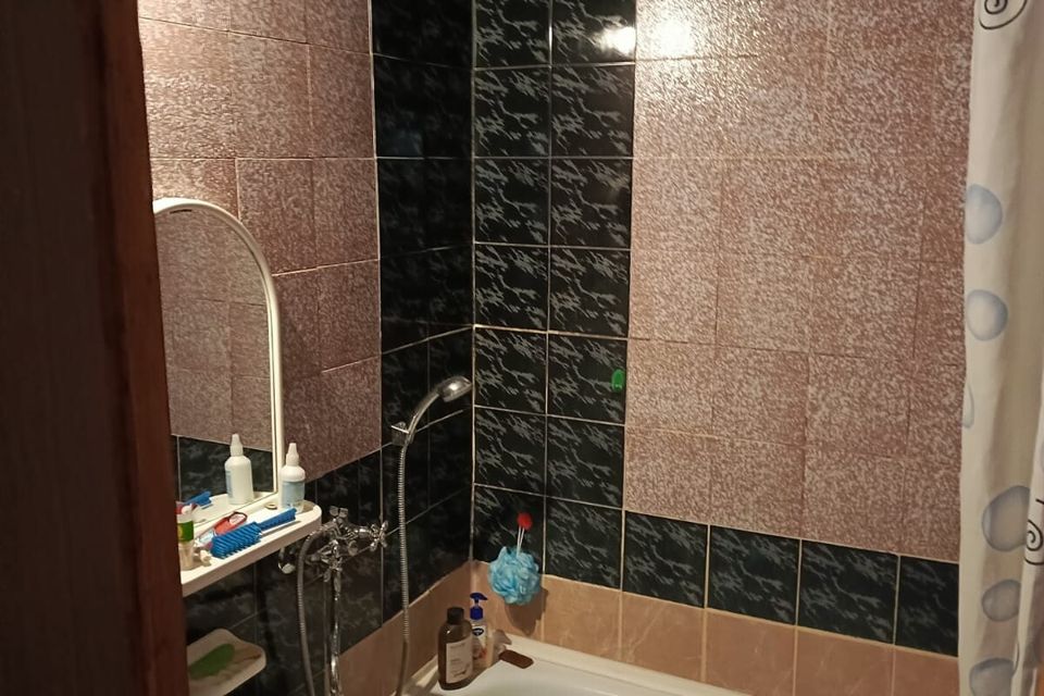 Продаётся 3-комнатная квартира, 61.4 м²