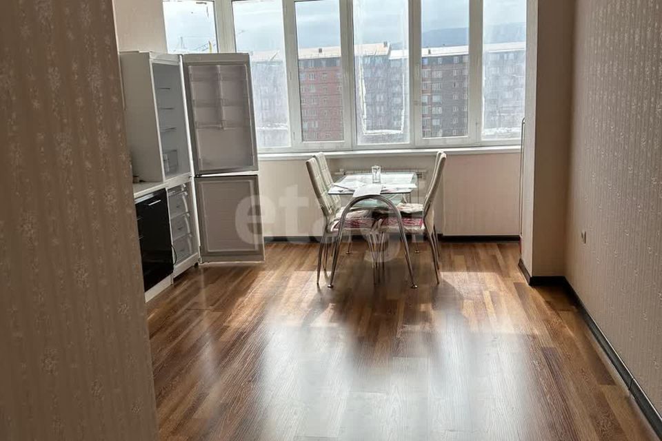 Продаётся 1-комнатная квартира, 52 м²