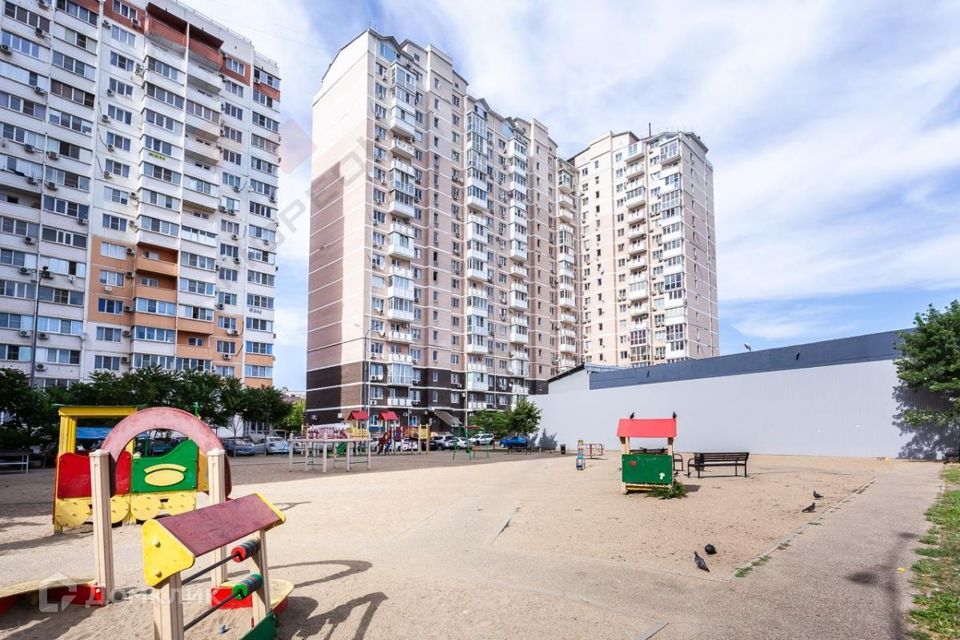 Продаётся 3-комнатная квартира, 116.5 м²
