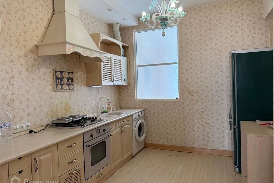 Продаётся 2-комнатная квартира, 56.3 м²