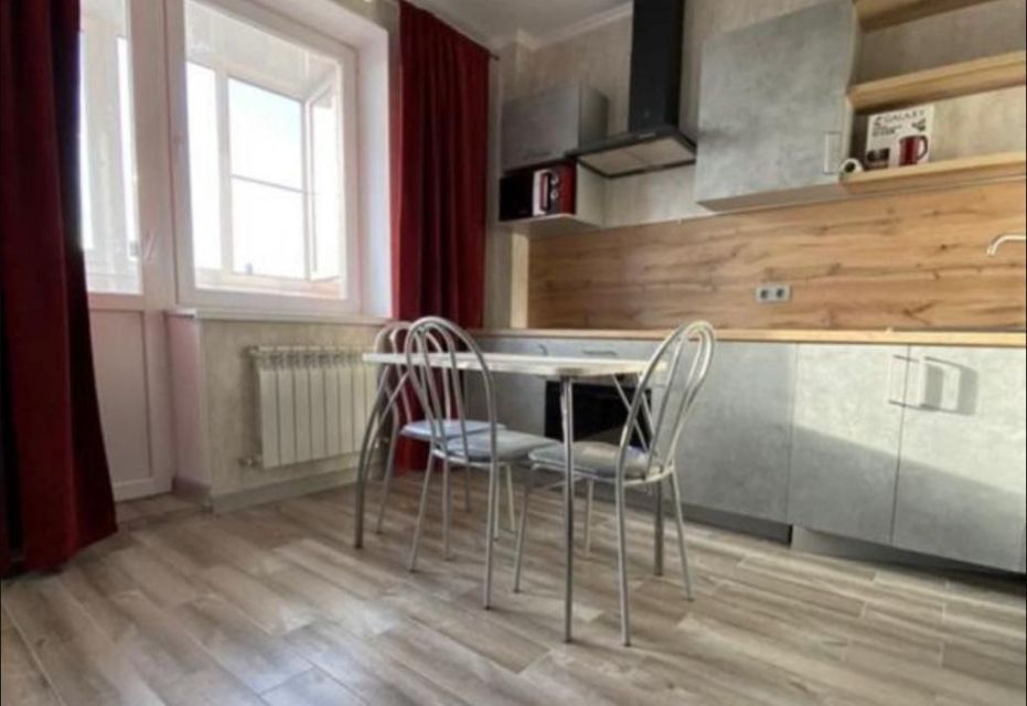 Продаётся 1-комнатная квартира, 40 м²