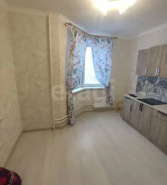Продаётся 1-комнатная квартира, 38.4 м²